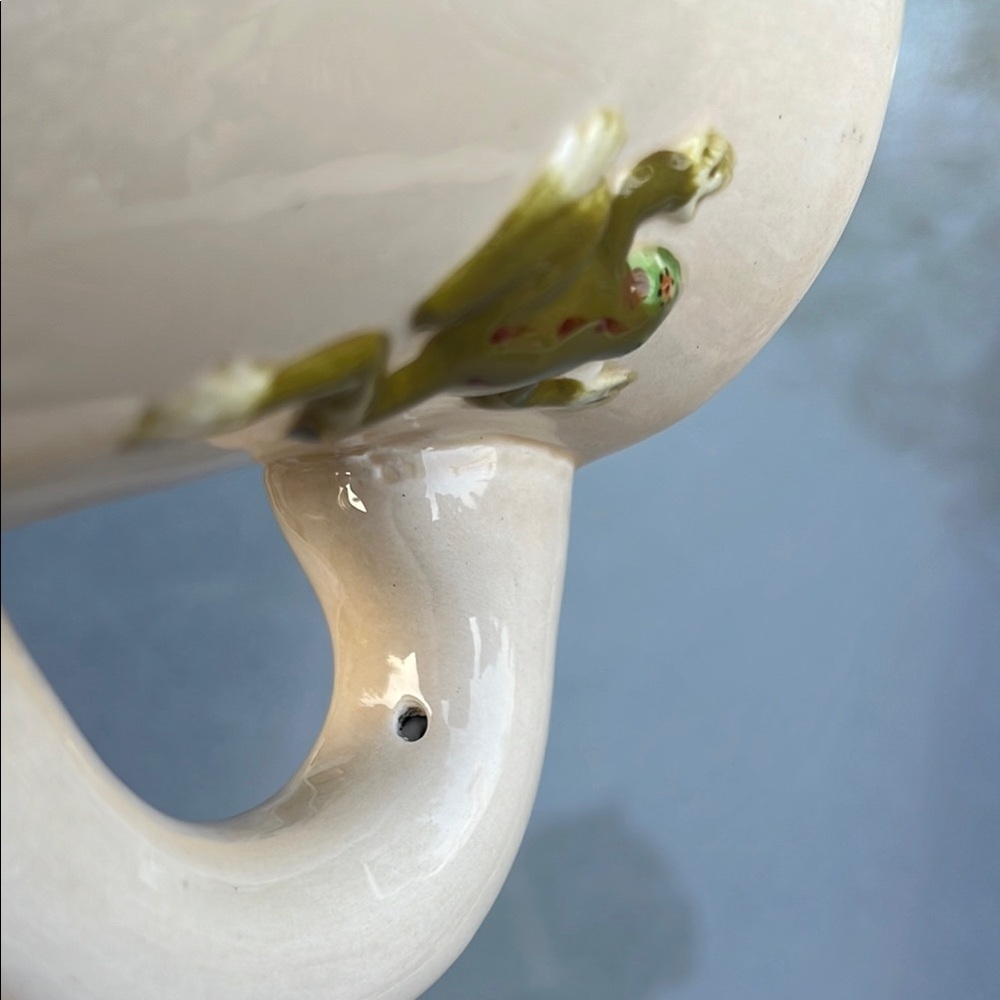 Frog Themed Ceramic Mug - Picture 8 of 11